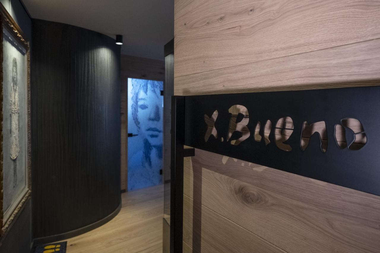 Locanda Degli Artisti Art Hotel Canazei Eksteriør bilde